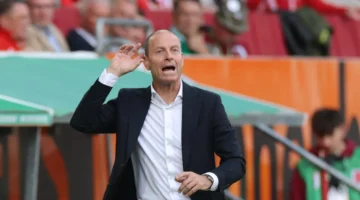 قرار مفاجئ.. موقف أشرف داري من مواجهة الأهلي والبنك الأهلي بعد استبعاده الأخير